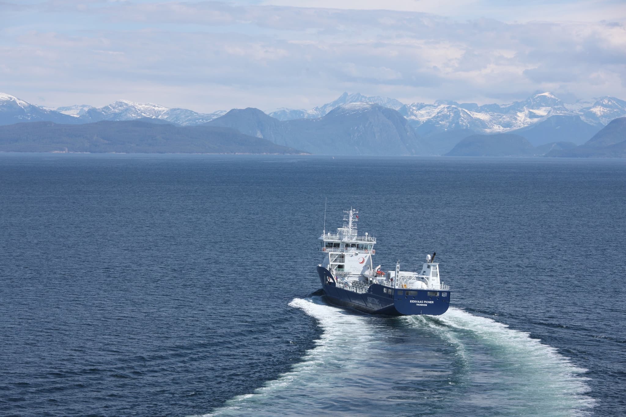 Rolls Royce Marine dockside warehouse